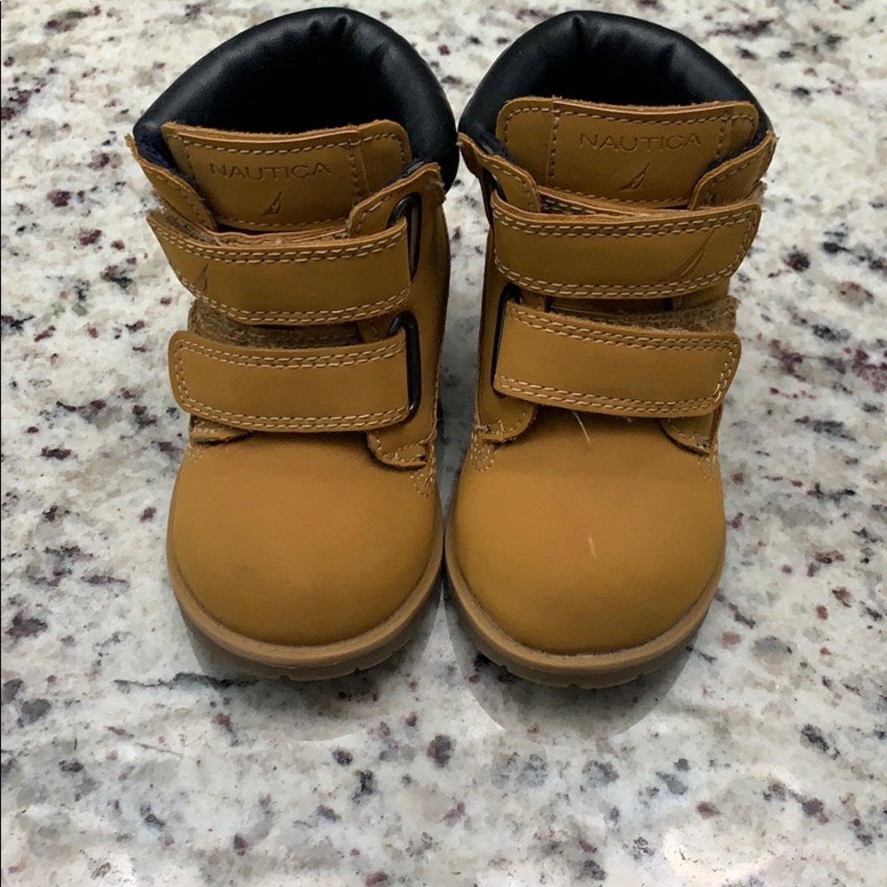 Nautica toddler boots size 5